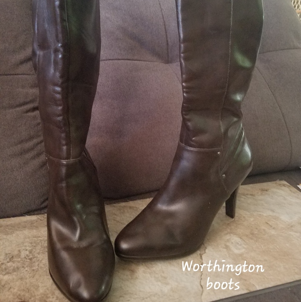 Chocolate boots